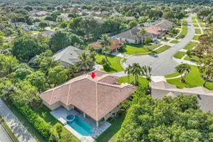 13620 Folkestone Ct W, Wellington, FL 33414 - Photo 45