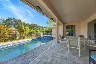 13620 Folkestone Ct W, Wellington, FL 33414 - Photo 35