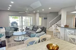 237 Seabreeze Cir, Jupiter, FL 33477 - Photo 5