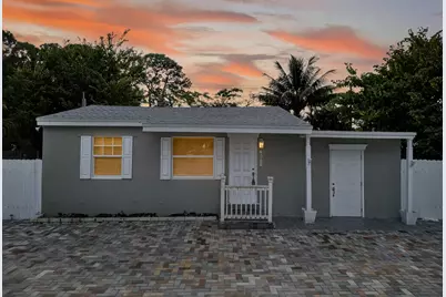 4368 Sussex Avenue, Lake Worth, FL 33461 - Photo 1