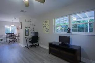 215 NE 14th Ave, Pompano Beach, FL 33060 - Photo 11