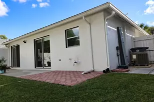 6196 Azalea Cir, West Palm Beach, FL 33415 - Photo 19