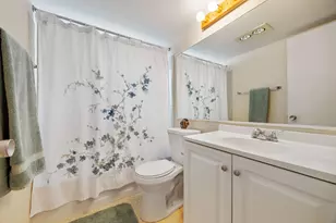 419 Sheffield Q, West Palm Beach, FL 33417 - Photo 9