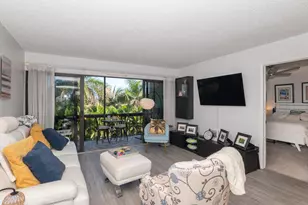 2550 Presidential Way, West Palm Beach, FL 33401 - Photo 7
