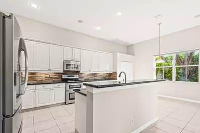 1366 Crossbill Court, Weston, FL 33327 - Photo 23