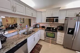 2660 Carambola Cir N, Coconut Creek, FL 33066 - Photo 11