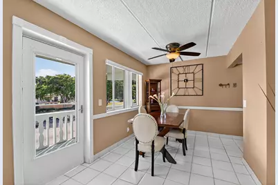 3200 Springdale Boulevard, Unit #217, Palm Springs, FL 33461 - Photo 7