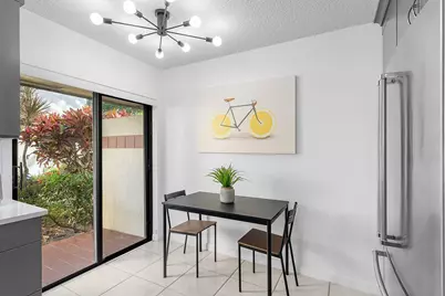 10423 S Circle Lake Drive, Unit #102, Boynton Beach, FL 33437 - Photo 9