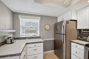 2400 NE 1st Ln, Boynton Beach, FL 33435 - Photo 5