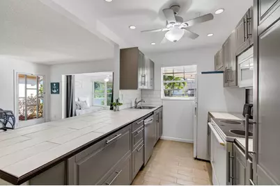 1382 High Point Way Ne, Unit #C, Delray Beach, FL 33445 - Photo 23