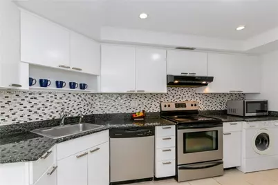 2400 Presidential Way, Unit #403, West Palm Beach, FL 33401 - Photo 7