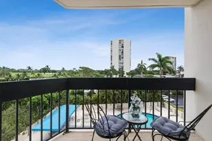 2400 Presidential Way Unit, West Palm Beach, FL 33401 - Photo 11