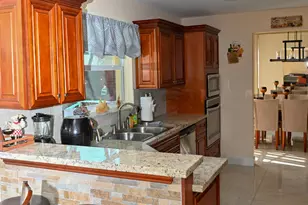 1996 Lake Breeze Ct, Wellington, FL 33414 - Photo 13