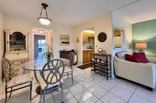 197 Bedford H, West Palm Beach, FL 33417 - Photo 3