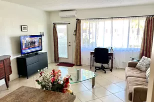 920 SW 11th Ave, Hallandale Beach, FL 33009 - Photo 1