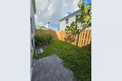 95 SE 11 Avenue, Florida City, FL 33034 - Photo 17