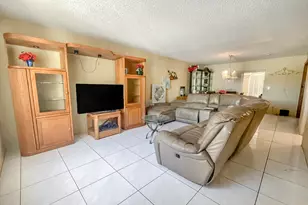 6058 Bania Wood Cir, Lake Worth, FL 33462 - Photo 5