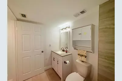 3138 Via Poinciana, Unit #306, Lake Worth, FL 33467 - Photo 23