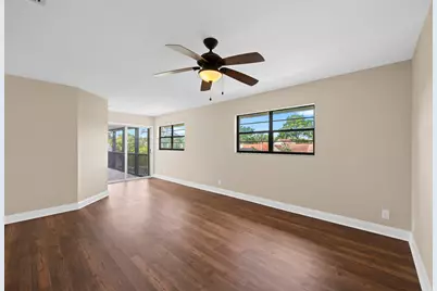 6361 Hollandaire Drive E, Boca Raton, FL 33433 - Photo 13