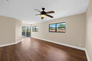 6361 Hollandaire Dr E, Boca Raton, FL 33433 - Photo 13