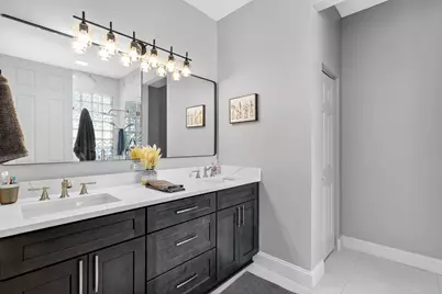 8070 Bellafiore Way, Boynton Beach, FL 33472 - Photo 15