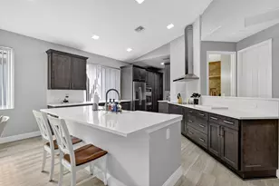 8070 Bellafiore Way, Boynton Beach, FL 33472 - Photo 19