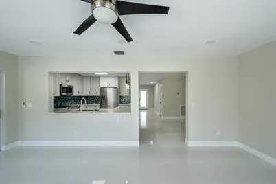 10339 Daphne Avenue, Palm Beach Gardens, FL 33410 - Photo 13