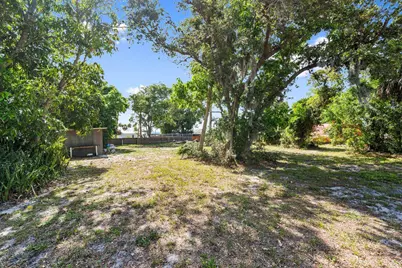 5203 S Indian River Drive, Fort Pierce, FL 34982 - Photo 47