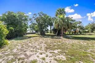 5203 S Indian River Dr, Fort Pierce, FL 34982 - Photo 49
