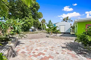 5203 S Indian River Dr, Fort Pierce, FL 34982 - Photo 53