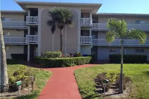 2682 S Garden Dr Unit, Lake Worth, FL 33461 - Photo 1