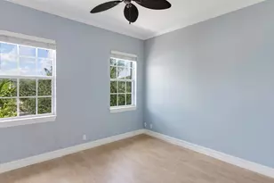 349 E Mallory Cir, Delray Beach, FL 33483 - Photo 17