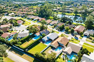 7483 Silver Woods Ct, Boca Raton, FL 33433 - Photo 27