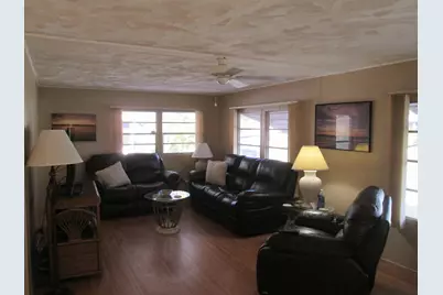 6403 S Elm Lane, Lantana, FL 33462 - Photo 9