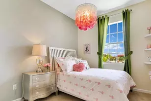 1027 NW 40th Ter, Lauderhill, FL 33313 - Photo 11