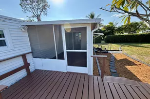 2662 SE Janet St, Stuart, FL 34997 - Photo 11