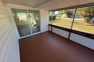 2662 SE Janet St, Stuart, FL 34997 - Photo 9