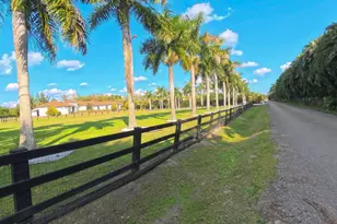 14225 43rd Rd N, Loxahatchee, FL 33470 - Photo 3