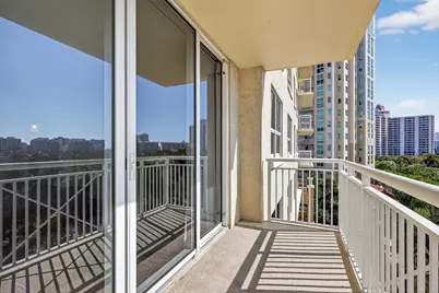 19501 W Country Club Drive, Unit #605, Aventura, FL 33180 - Photo 17