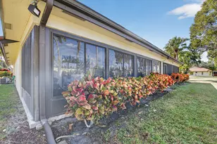 5893 Sunswept Ln, Boynton Beach, FL 33437 - Photo 35