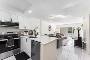 5701 NW 2nd Ave 105, Boca Raton, FL 33487 - Photo 5