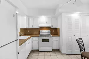 27 Abbey Ln, Delray Beach, FL 33446 - Photo 3