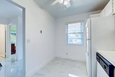 159 Lake Meryl Drive, West Palm Beach, FL 33411 - Photo 5