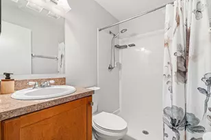 5074 Privet Pl, Delray Beach, FL 33484 - Photo 13