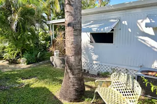 425 E Bougainvillea Dr, Deerfield Beach, FL 33442 - Photo 5