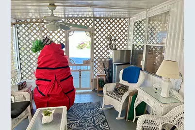 425 E Bougainvillea Drive, Deerfield Beach, FL 33442 - Photo 13