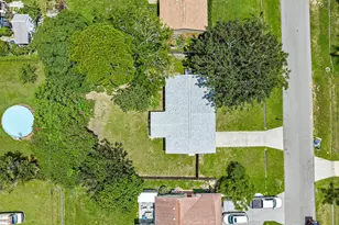 1549 SE Minorca Ave, Port Saint Lucie, FL 34952 - Photo 3