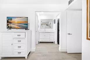 1022 Circle Dr, Delray Beach, FL 33445 - Photo 15