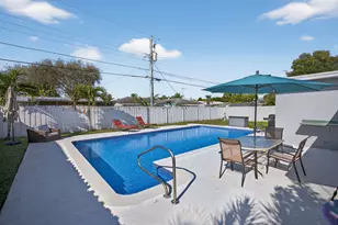 511 Iris Ave, Palm Beach Gardens, FL 33410 - Photo 27