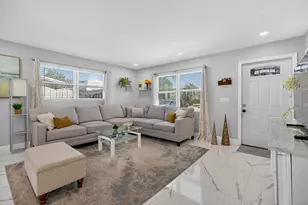 511 Iris Ave, Palm Beach Gardens, FL 33410 - Photo 11
